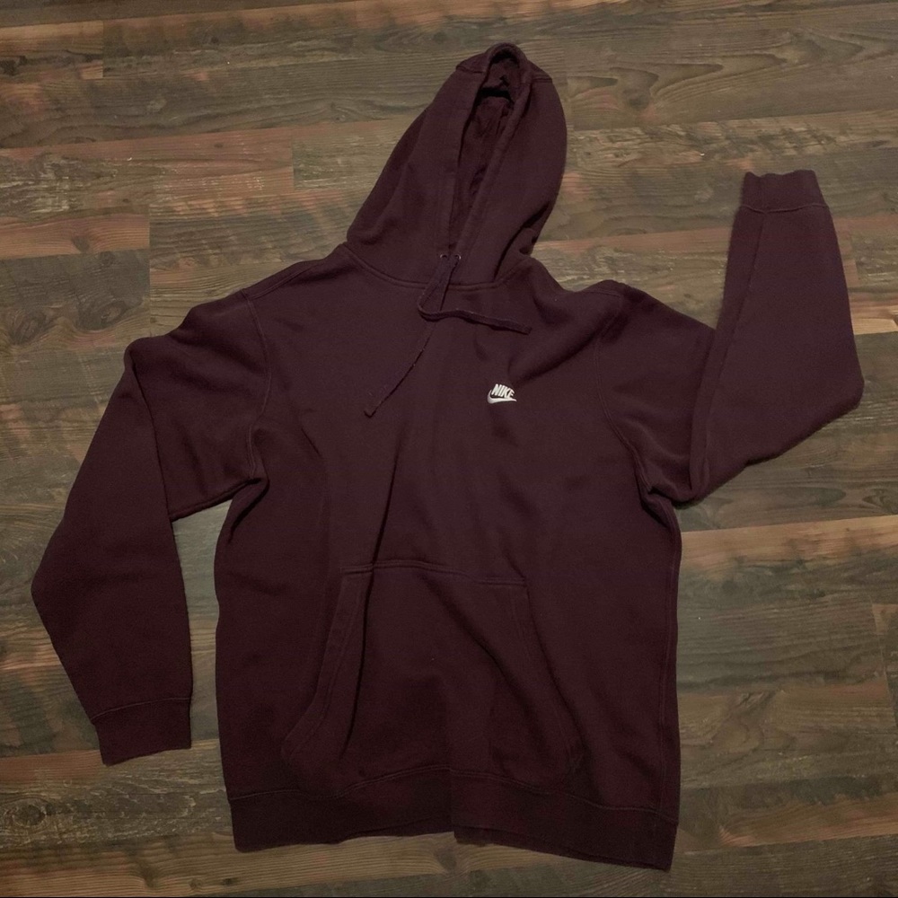 Nike Men’s XXL Wine Maroon Hoodie